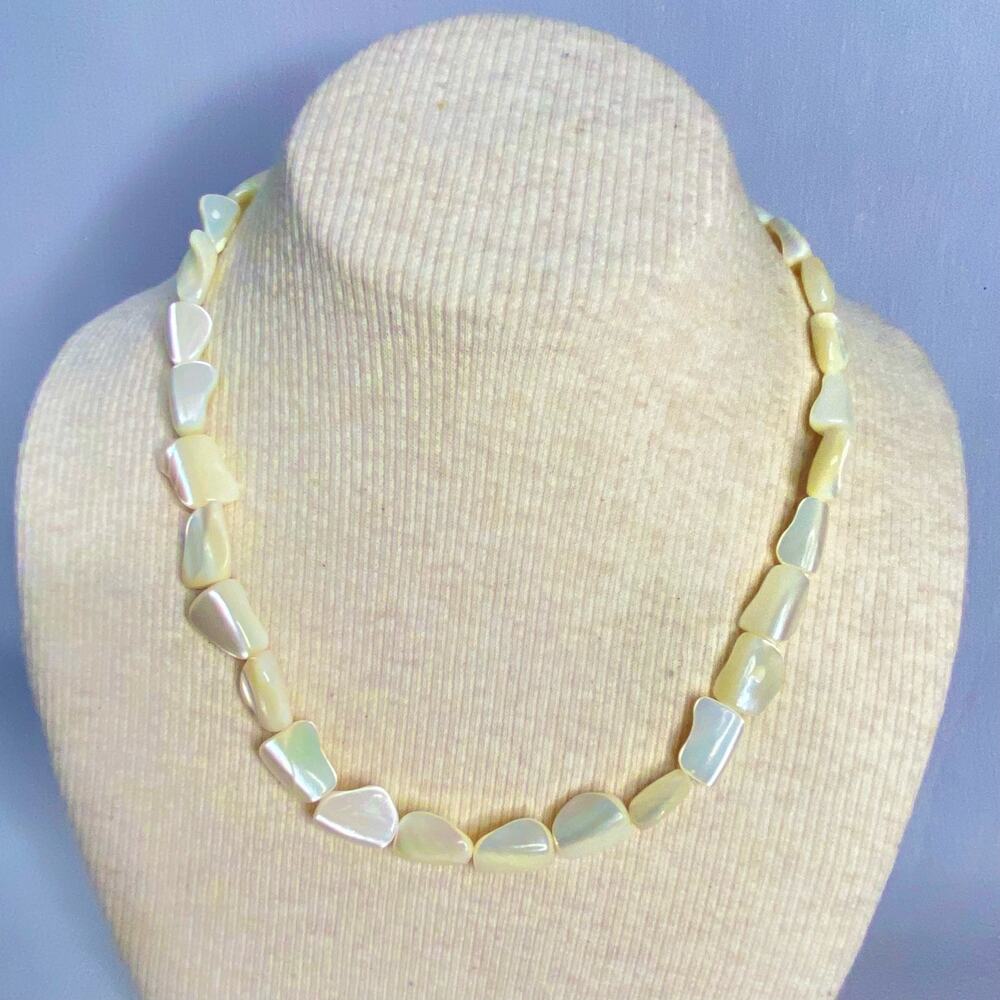💎Vintage Collar Necklace Irregular Shape Mother Of Pearl Beads Slide Hook Clasp